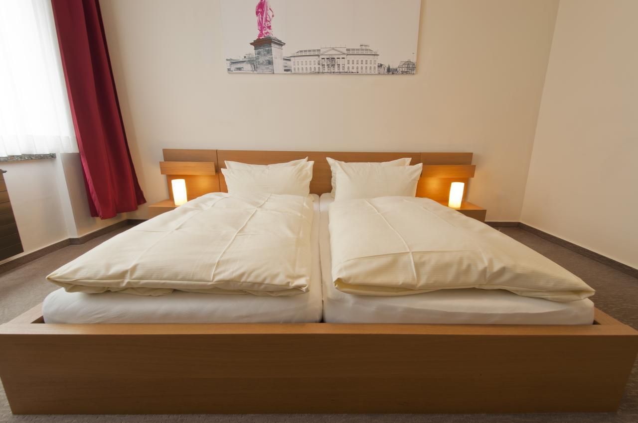 Hotel Crede Kassel Bagian luar foto