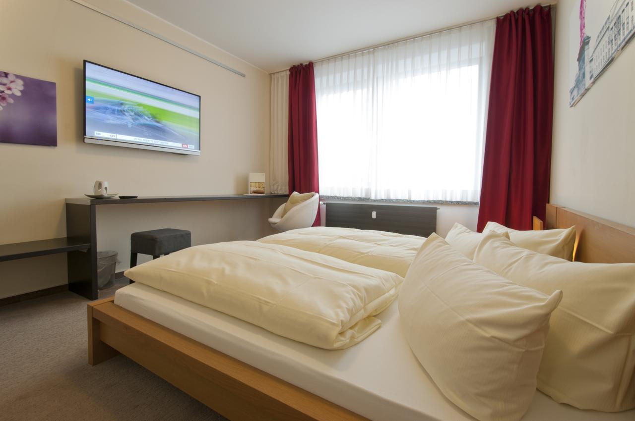 Hotel Crede Kassel Bagian luar foto