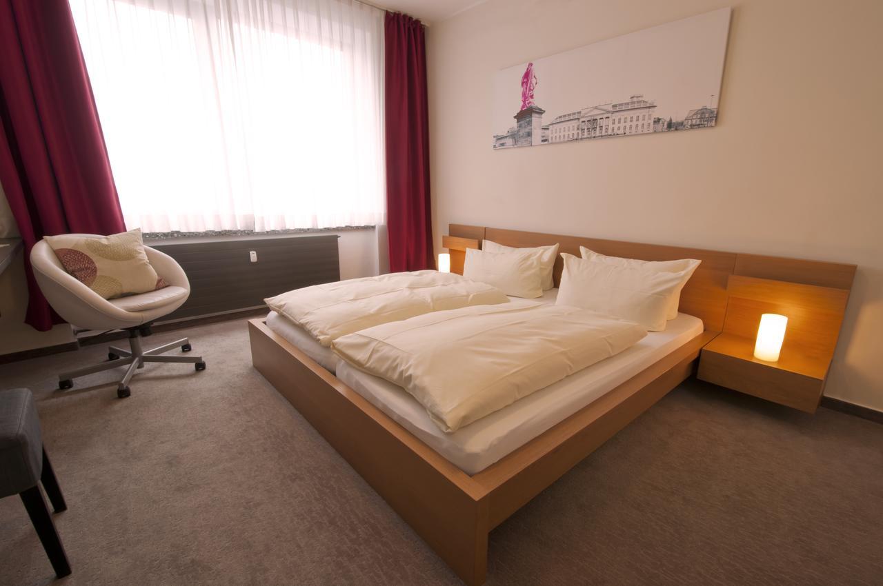Hotel Crede Kassel Bagian luar foto